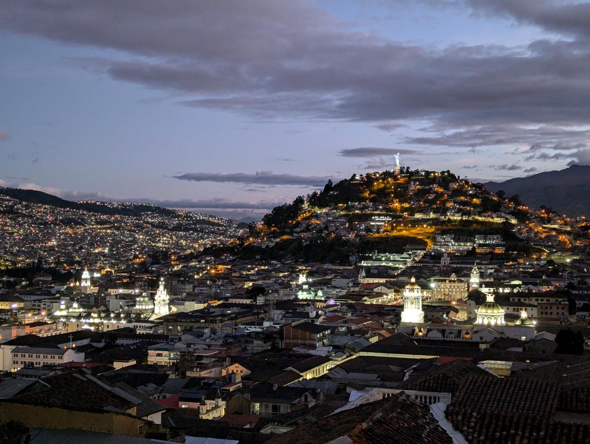 Vista Del Angel Hotel Boutique Quito Exteriör bild